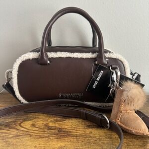New Steve Madden Brown Satchel Crossbody Handbag Faux Fur Winter Ugg Boot Charm
